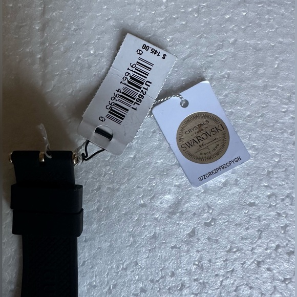 RARE Guess Analog Multi-Colour Dial Women's Watch-W1266L1 - Picture 6 of 8